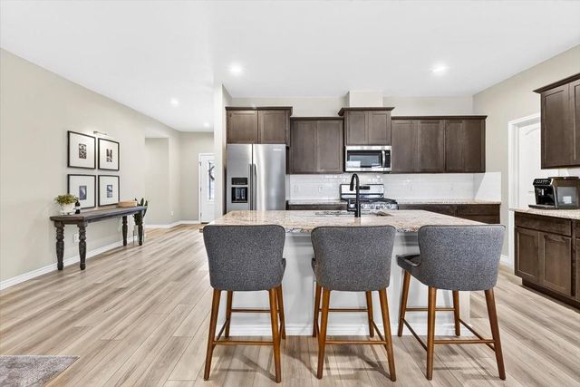 7921 Rancho Vista Boulevard W, Corpus Christi, TX 78414