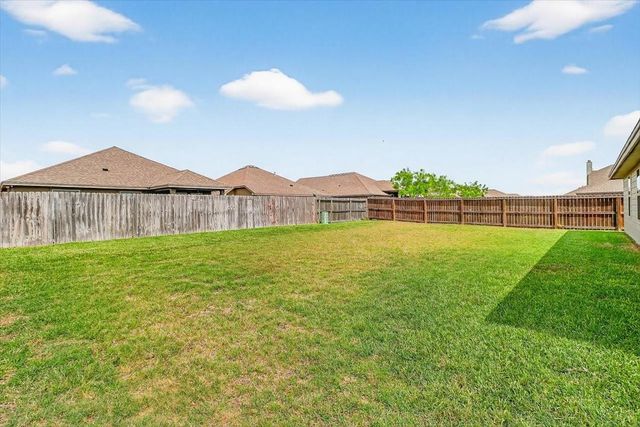 7921 Rancho Vista Boulevard W, Corpus Christi, TX 78414