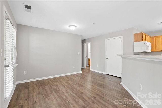 9810 Campus Walk Lane H, Charlotte, NC 28262