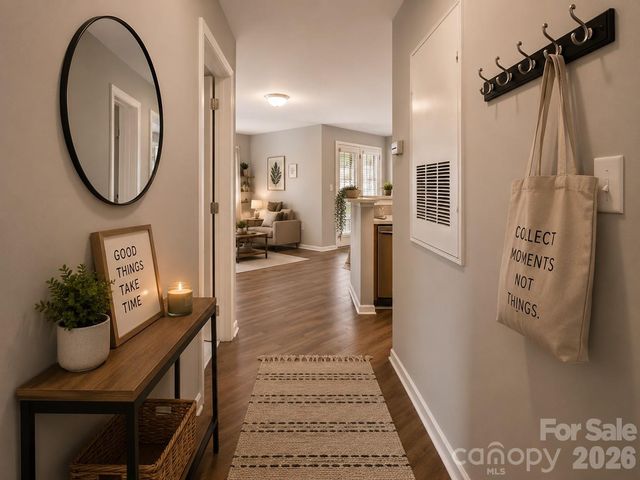 9810 Campus Walk Lane H, Charlotte, NC 28262