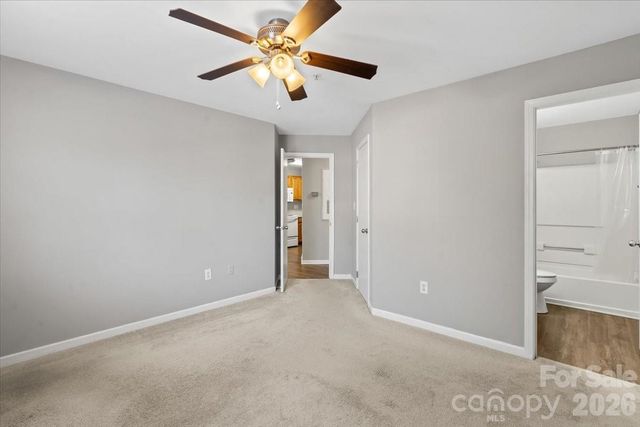9810 Campus Walk Lane H, Charlotte, NC 28262