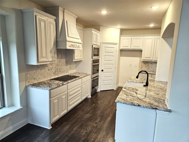 11704 Blackfoot Court, Godley, TX 76044