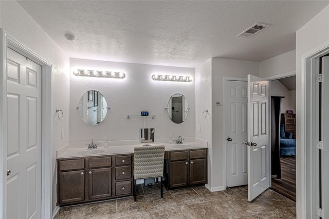 3003 Fern Brook Lane, Rosenberg, TX 77471