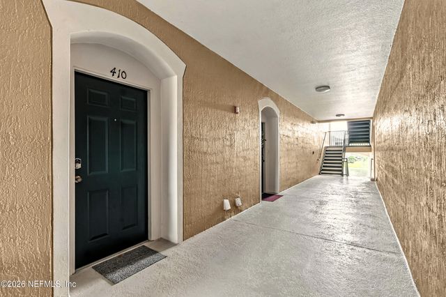 7990 BAYMEADOWS Road E 410, Jacksonville, FL 32256