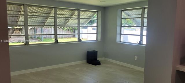 701 NE 14th St, Homestead, FL 33030