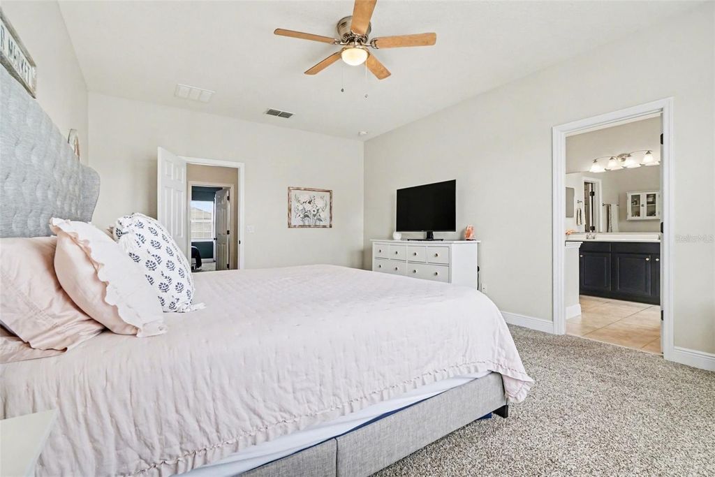 Image 8 of property listing at 3501 PIXIE LANE, St Cloud, FL 34772