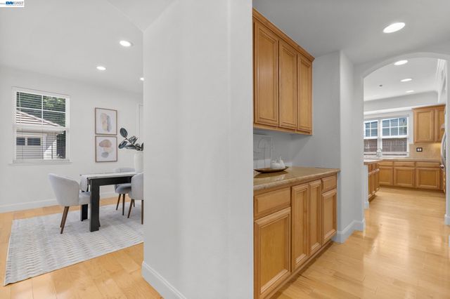 5698 Carnegie Way, Livermore, CA 94550