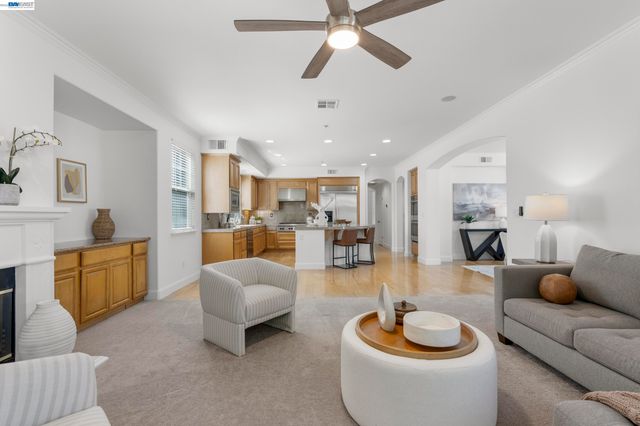 5698 Carnegie Way, Livermore, CA 94550