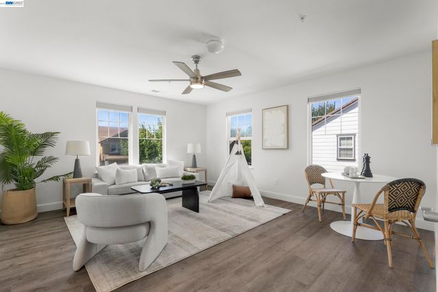 5698 Carnegie Way, Livermore, CA 94550