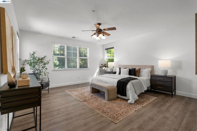 5698 Carnegie Way, Livermore, CA 94550