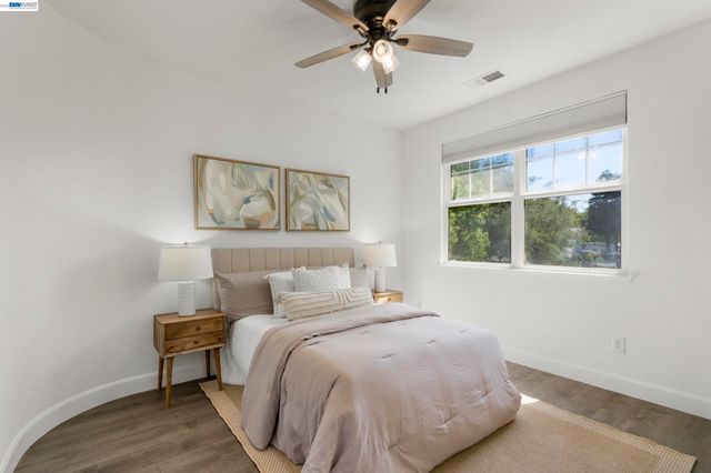 5698 Carnegie Way, Livermore, CA 94550