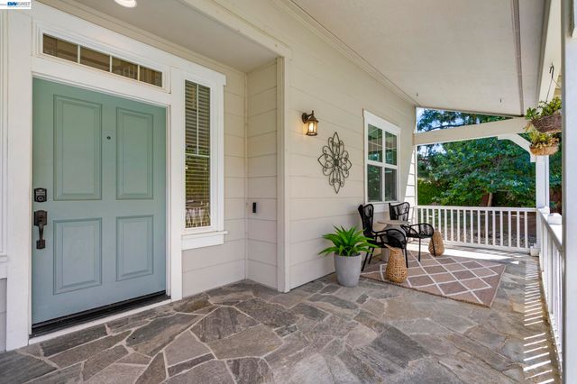 5698 Carnegie Way, Livermore, CA 94550