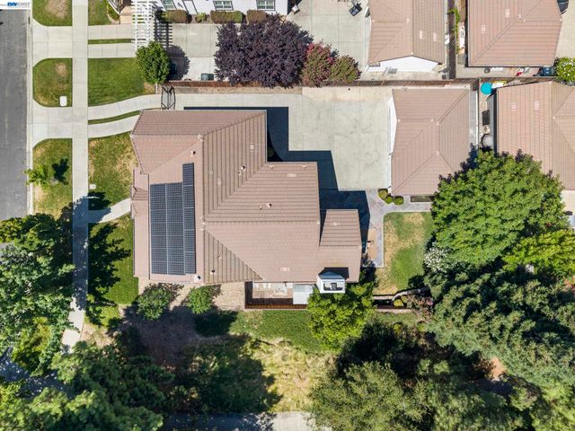 5698 Carnegie Way, Livermore, CA 94550