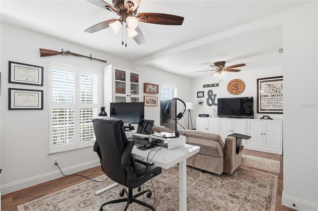 1002 VENTANA DRIVE, Sun City Center, FL 33573