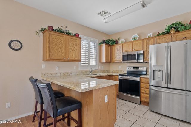 2300 E Magma Road 2, San Tan Valley, AZ 85143