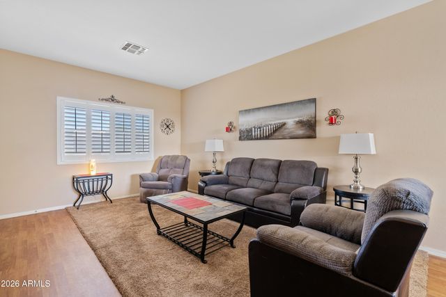 2300 E Magma Road 2, San Tan Valley, AZ 85143