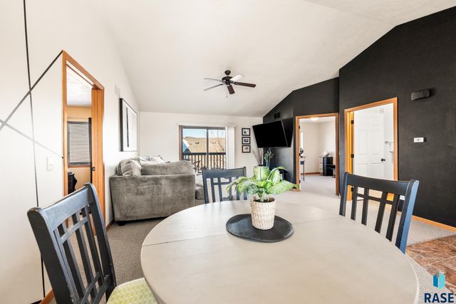 9268 W Norma Trl Trail 6, Sioux Falls, SD 57106