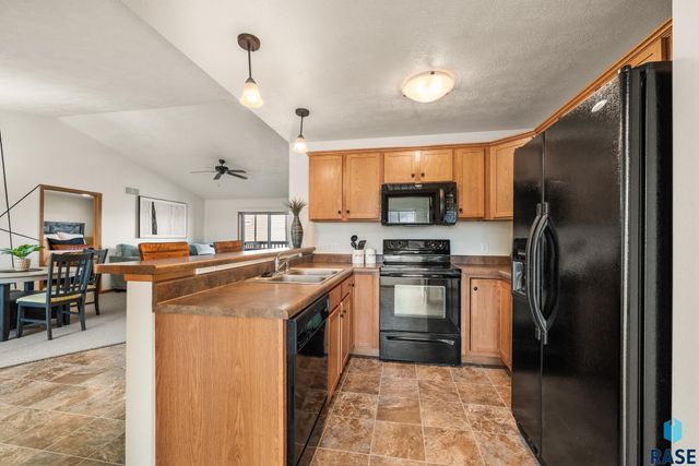 9268 W Norma Trl Trail 6, Sioux Falls, SD 57106