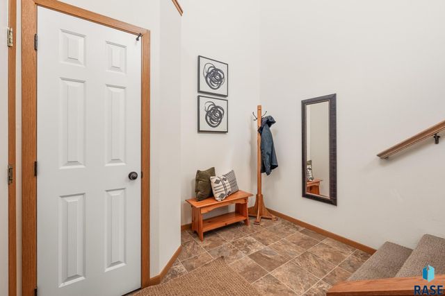 9268 W Norma Trl Trail 6, Sioux Falls, SD 57106