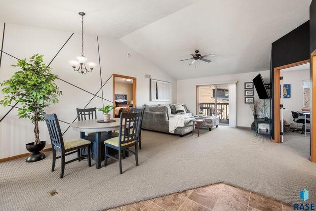 9268 W Norma Trl Trail 6, Sioux Falls, SD 57106