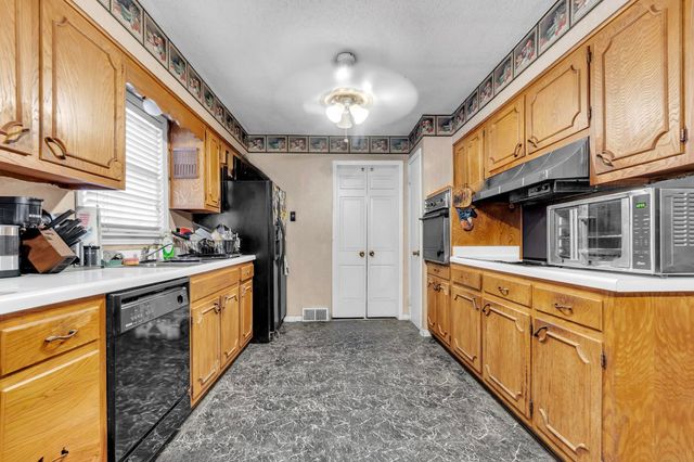 3595 HUCKLEBERRY ST, Memphis, TN 38116