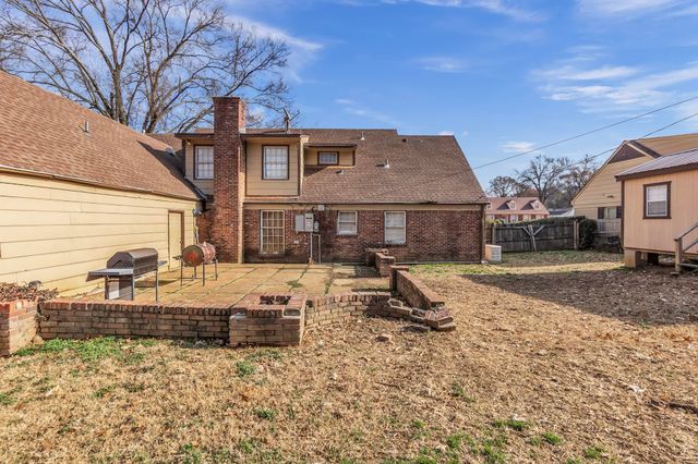 3595 HUCKLEBERRY ST, Memphis, TN 38116