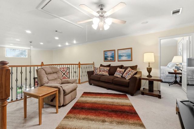15210 Scenic Forest Drive, Conroe, TX 77384
