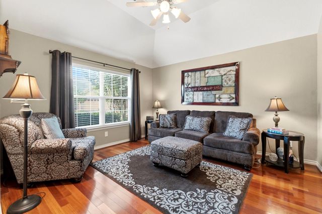 15210 Scenic Forest Drive, Conroe, TX 77384