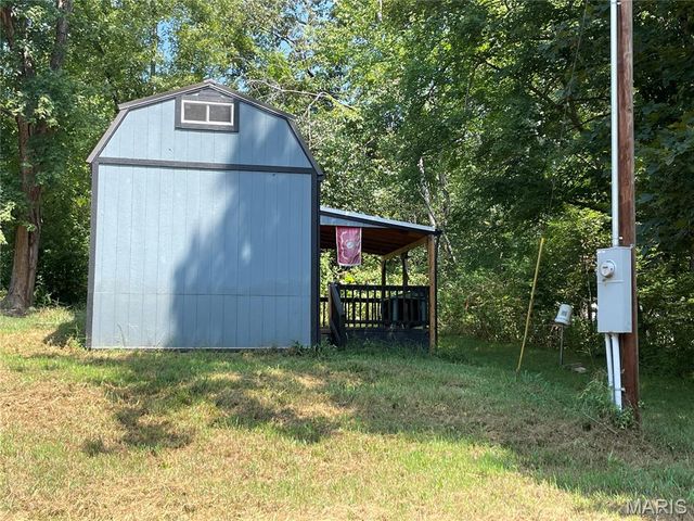 921 Wayne 459A, Piedmont, MO 63957