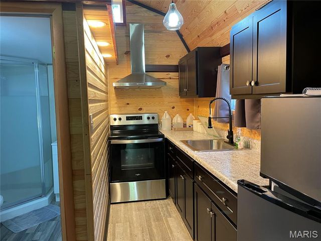 921 Wayne 459A, Piedmont, MO 63957