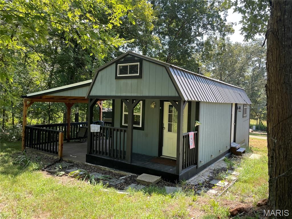 921 Wayne 459A, Piedmont, MO 63957