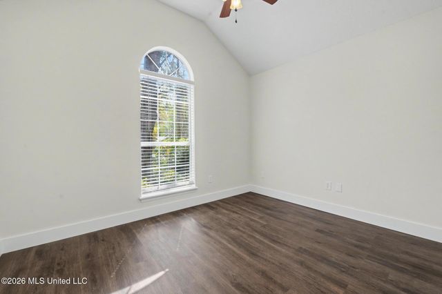 8826 Kipapa Way, Diamondhead, MS 39525