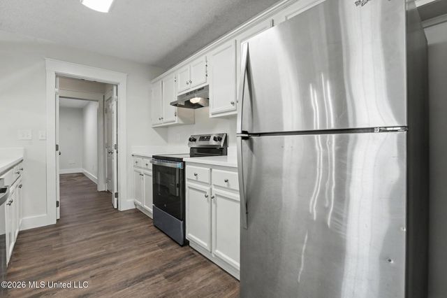 8826 Kipapa Way, Diamondhead, MS 39525