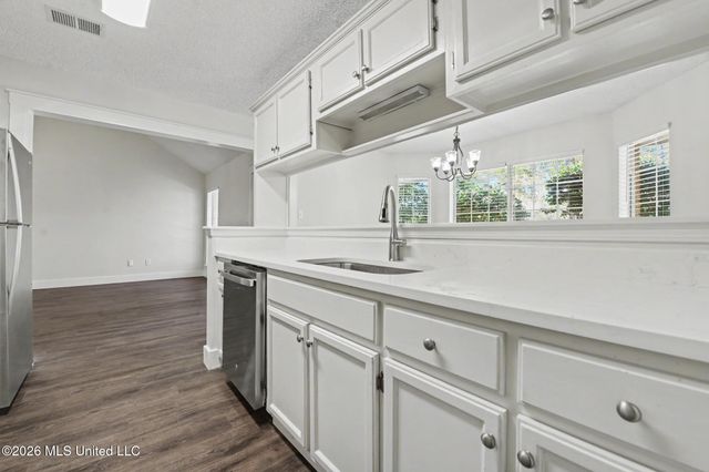 8826 Kipapa Way, Diamondhead, MS 39525