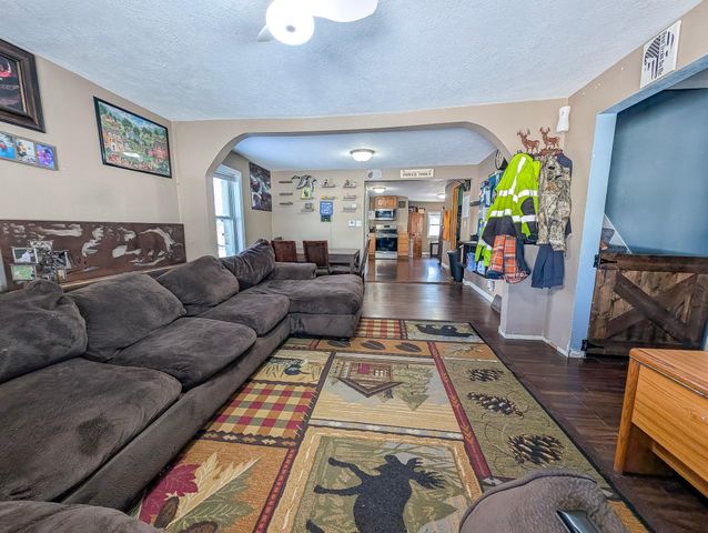 220 1st Street NE, Wadena, MN 56482