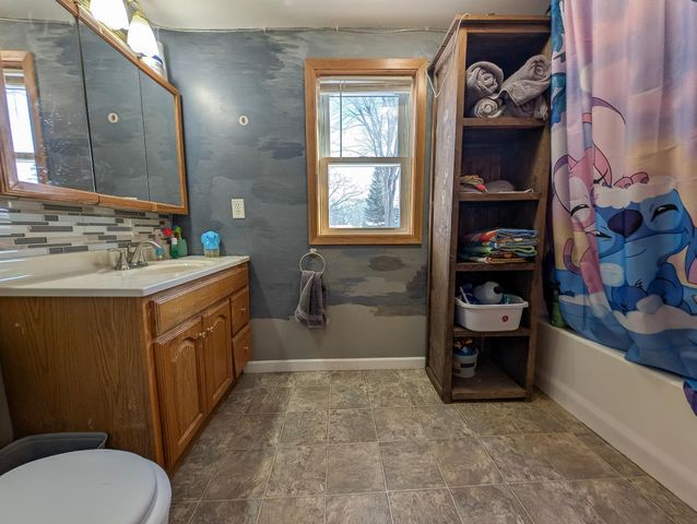 220 1st Street NE, Wadena, MN 56482