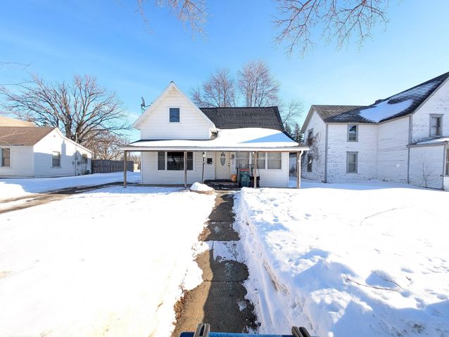 220 1st Street NE, Wadena, MN 56482