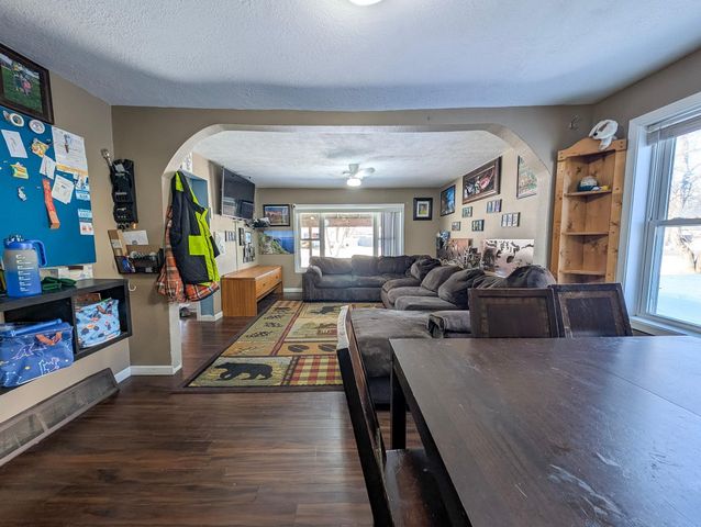 220 1st Street NE, Wadena, MN 56482