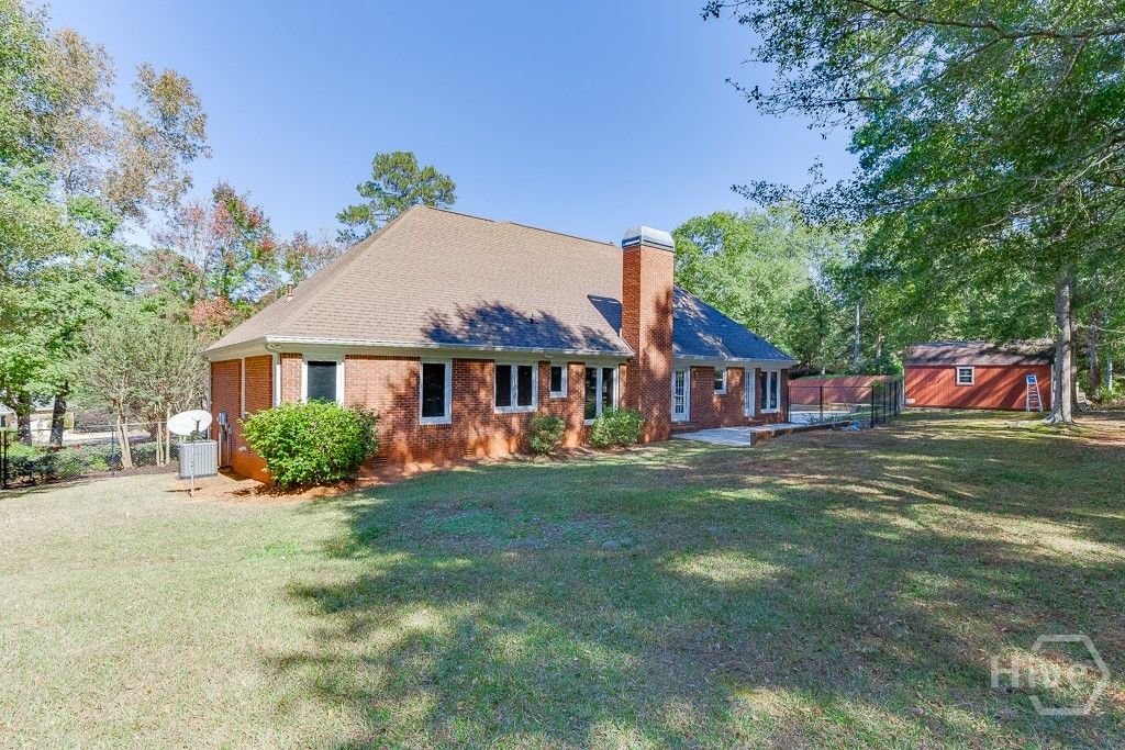 Image 40 of property listing at 1051 Simonton Way, Watkinsville, GA 30677