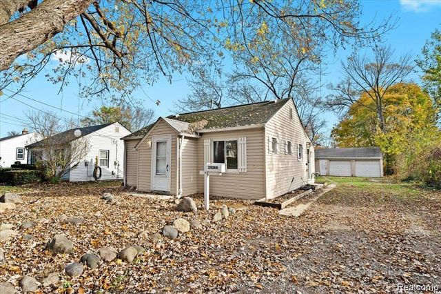 24266 Eureka Avenue, Warren, MI 48091