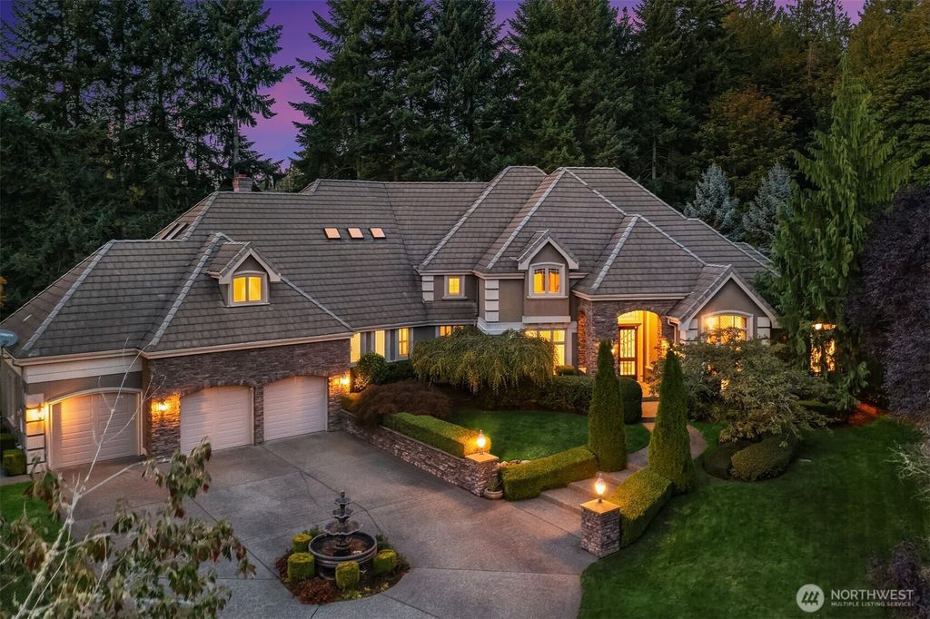 20450 NE 71st Street, Redmond, WA 98053