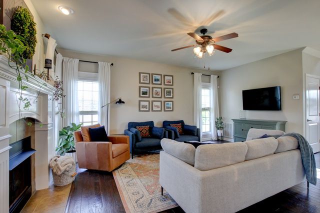 2632 Browning Way, Clarksville, TN 37043