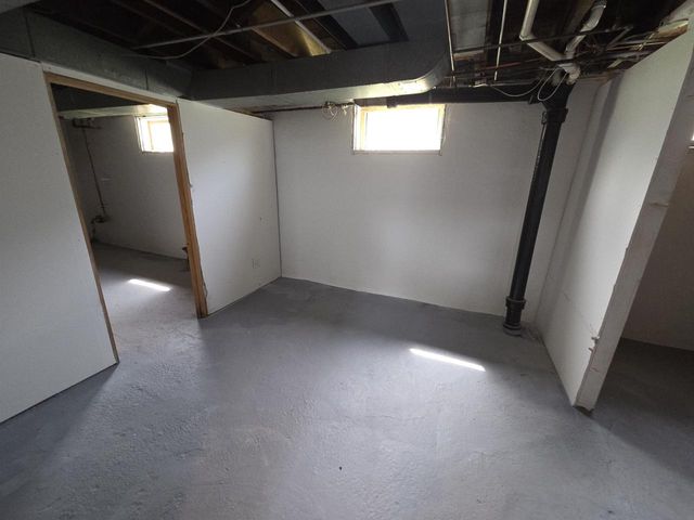 1128 W State Street, Janesville, WI 53546