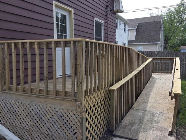 1128 W State Street, Janesville, WI 53546