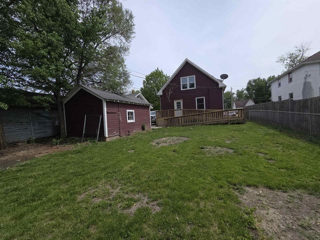 1128 W State Street, Janesville, WI 53546