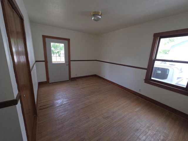 1128 W State Street, Janesville, WI 53546