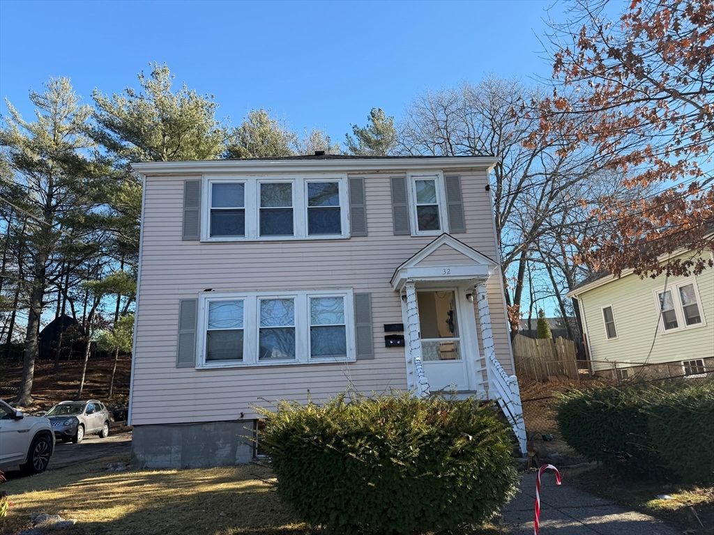 32 Glenellen Rd 2, Boston, MA 02132