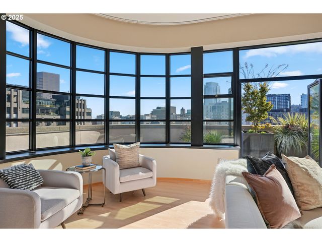 420 Nw 11TH Ave 1206, Portland, OR 97209