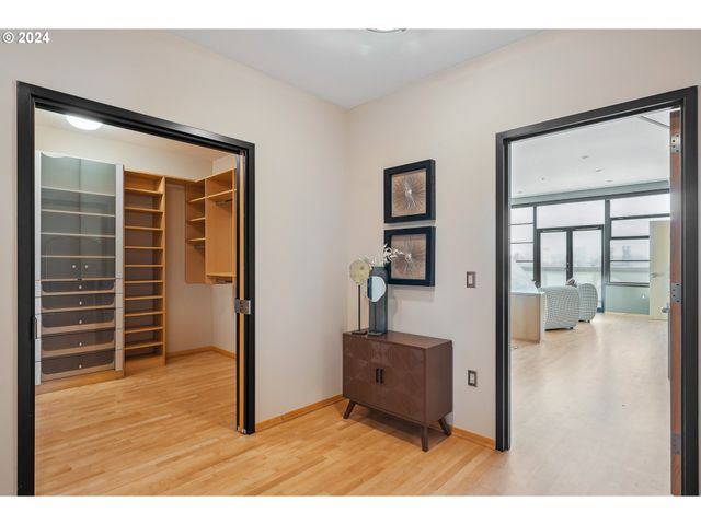 420 Nw 11TH Ave 1206, Portland, OR 97209