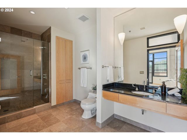 420 Nw 11TH Ave 1206, Portland, OR 97209